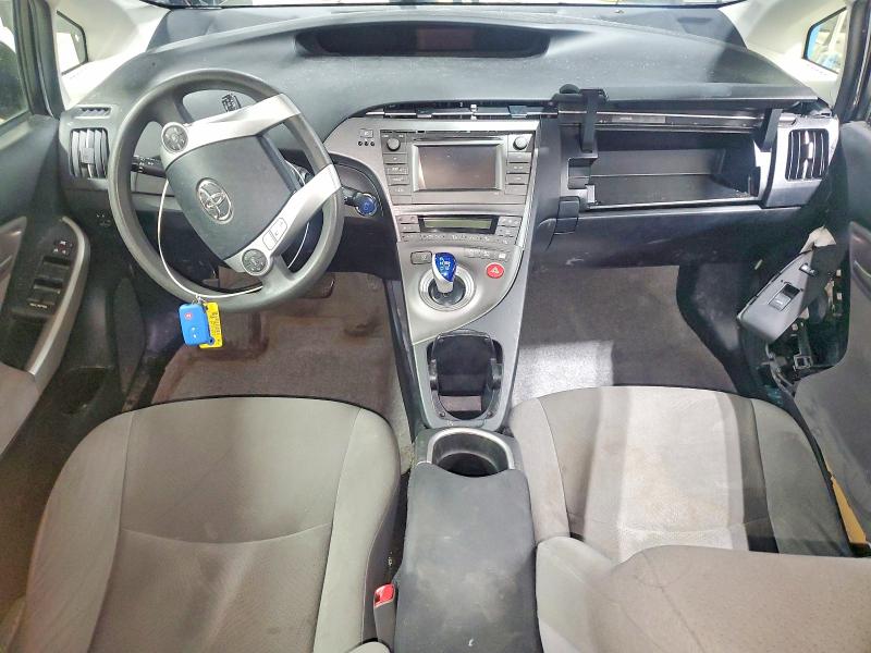 Photo 8 from auction – 2013 TOYOTA PRIUS with VIN JTDKN3DU7D1648489