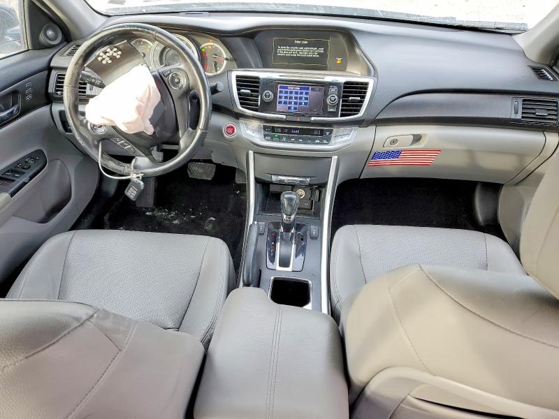 Photo 8 from auction – 2014 HONDA ACCORD with VIN 1HGCR3F80EA021046