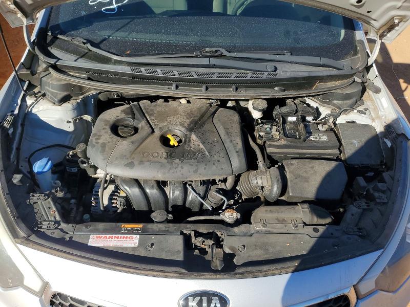 Photo 11 from auction – 2015 KIA FORTE LX with VIN KNAFK4A60F5338537
