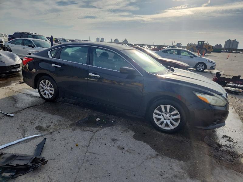 Photo 4 from auction – 2016 NISSAN ALTIMA 2.5 with VIN 1N4AL3AP8GN335373