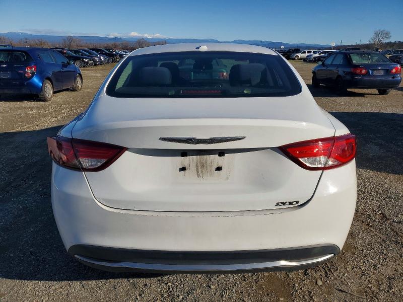 Photo 6 from auction – 2015 CHRYSLER 200 LIMITE with VIN 1C3CCCAB7FN741087