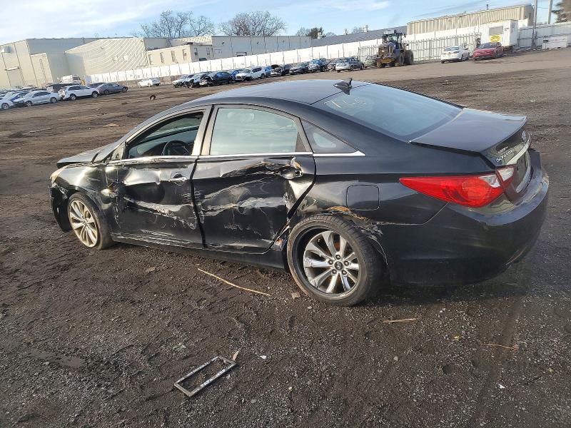 Photo 2 from auction – 2011 HYUNDAI SONATA with VIN 5NPEC4ACXBH233838