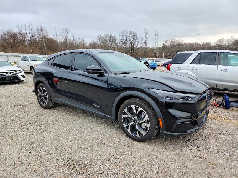 Photo 4 from auction – 2025 FORD MUSTANG MACH-E with VIN 3FMTK1R42SMA26548