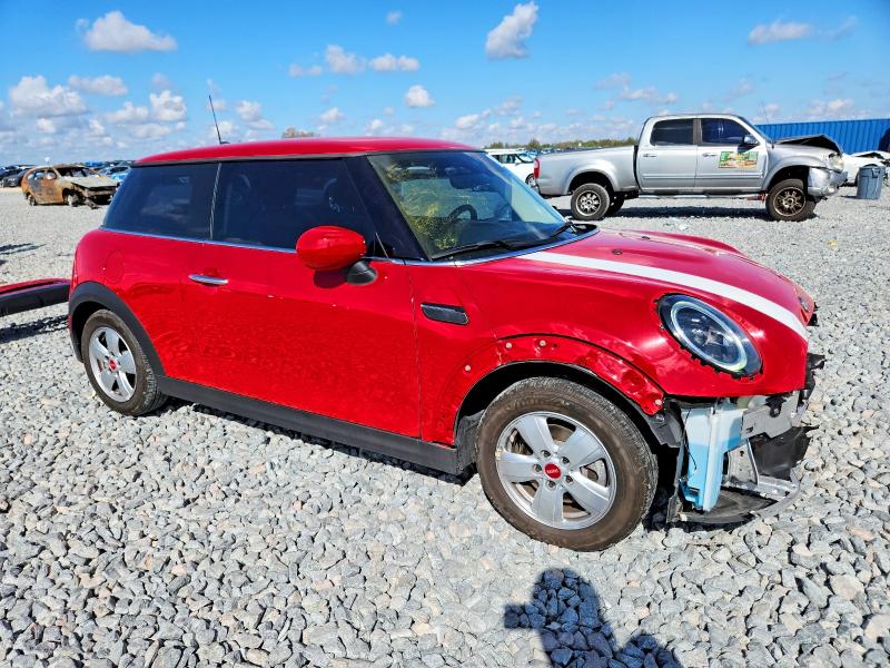 Photo 4 from auction – 2022 MINI COOPER with VIN WMW33DH0XN2P81991
