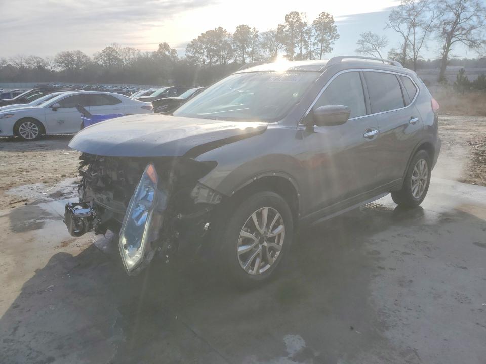 Photo 1 from auction – 2019 NISSAN ROGUE with VIN 5N1AT2MT5KC717857