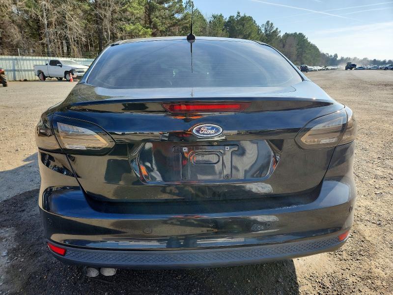 Photo 6 from auction – 2016 FORD FOCUS with VIN 1FADP3F29GL393065