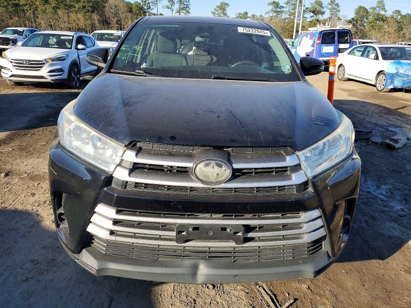 Photo 5 from auction – 2019 TOYOTA HIGHLANDER with VIN 5TDZZRFH5KS297345