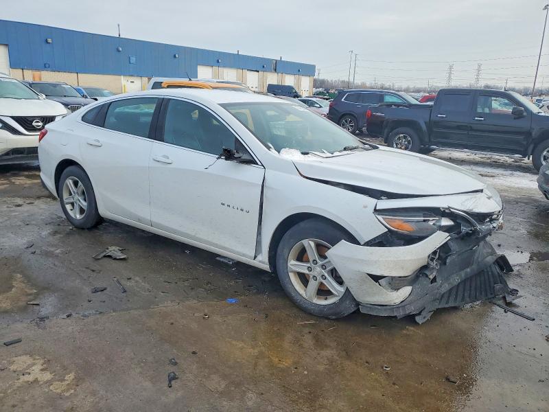 Photo 4 from auction – 2020 CHEVROLET MALIBU with VIN 1G1ZB5ST3LF012269