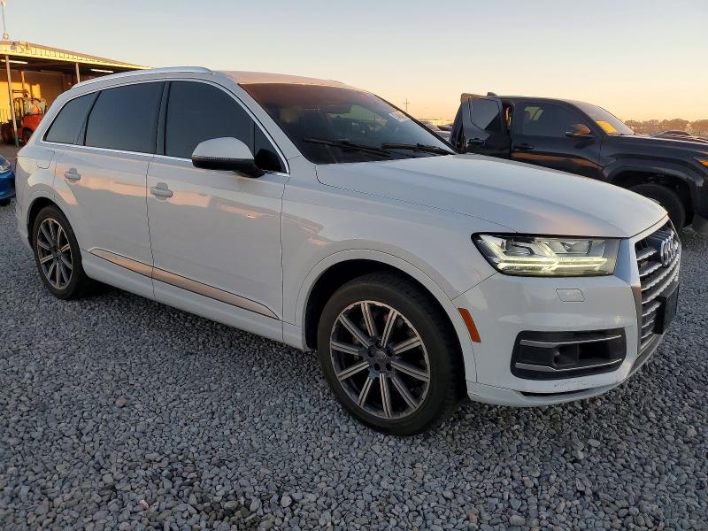 Photo 4 from auction – 2018 AUDI Q7 PREMIUM with VIN WA1LAAF72JD013390