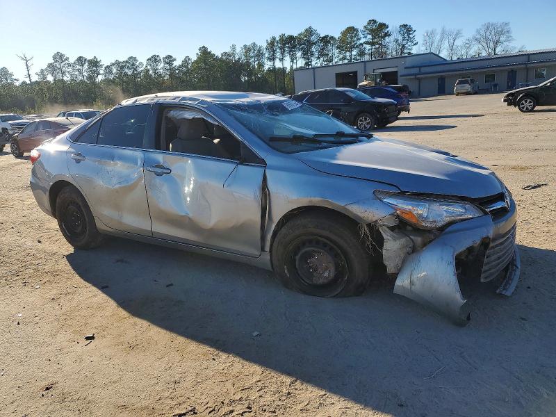 Photo 4 from auction – 2015 TOYOTA CAMRY with VIN 4T1BF1FKXFU930782