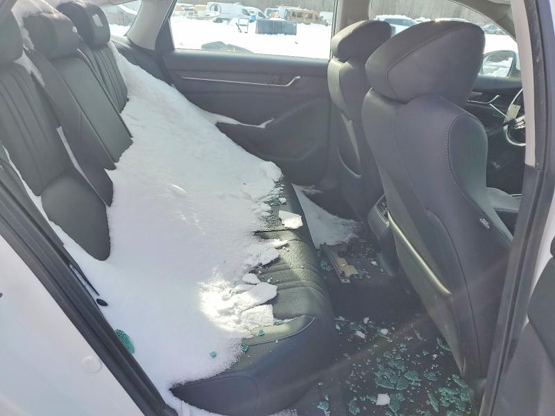 Photo 10 from auction – 2018 HONDA ACCORD EXL with VIN 1HGCV1F50JA048490