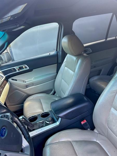 Zdjęcie 5 z aukcji – 2013 FORD EXPLORER L z VIN 1FM5K8F82DGB17101