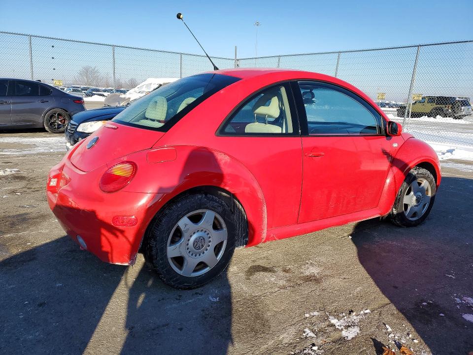 Photo 3 from auction – 2001 VOLKSWAGEN NEW BEETLE with VIN 3VWCS21C71M420653