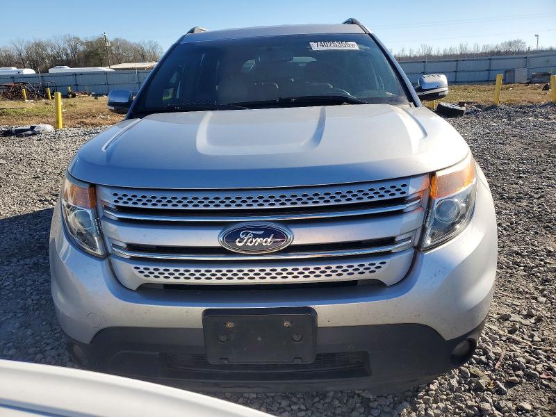 Zdjęcie 5 z aukcji – 2014 FORD EXPLORER L z VIN 1FM5K7F85EGA52496