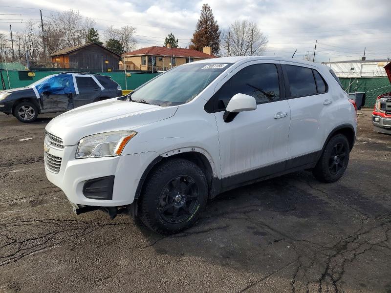 CHEVROLET TRAX 2016 with VIN 3GNCJKSB3GL260336 - Photo from auction