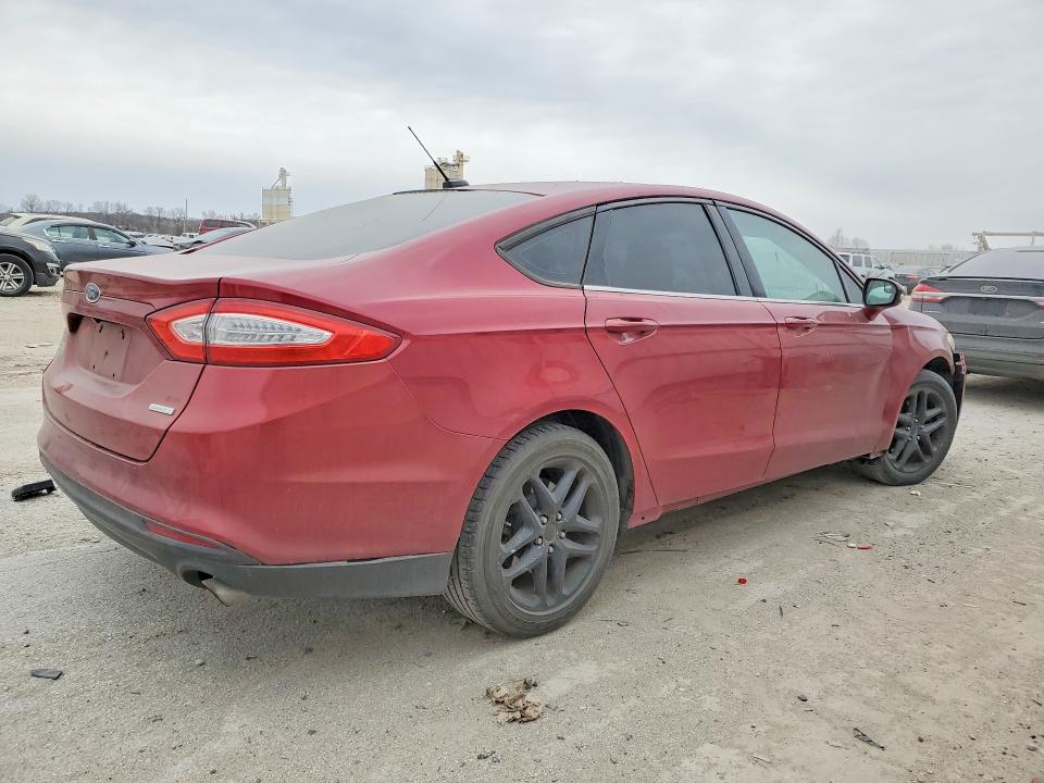 Photo 3 from auction – 2013 FORD FUSION with VIN 3FA6P0HR4DR110912