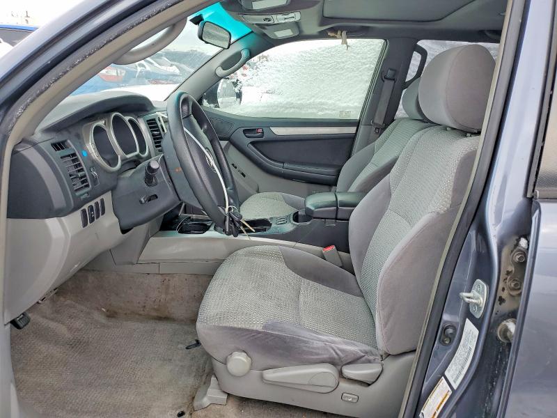 Foto 7 de la subasta – 2005 TOYOTA 4RUNNER SR con VIN JTEBT14R350056967