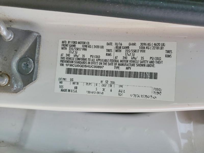 Photo 14 from auction – 2017 FORD ESCAPE SE with VIN 1FMCU0GD5HUC00897