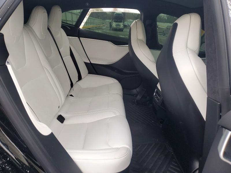 Photo 10 from auction – 2018 TESLA MODEL S with VIN 5YJSA1E25JF253453