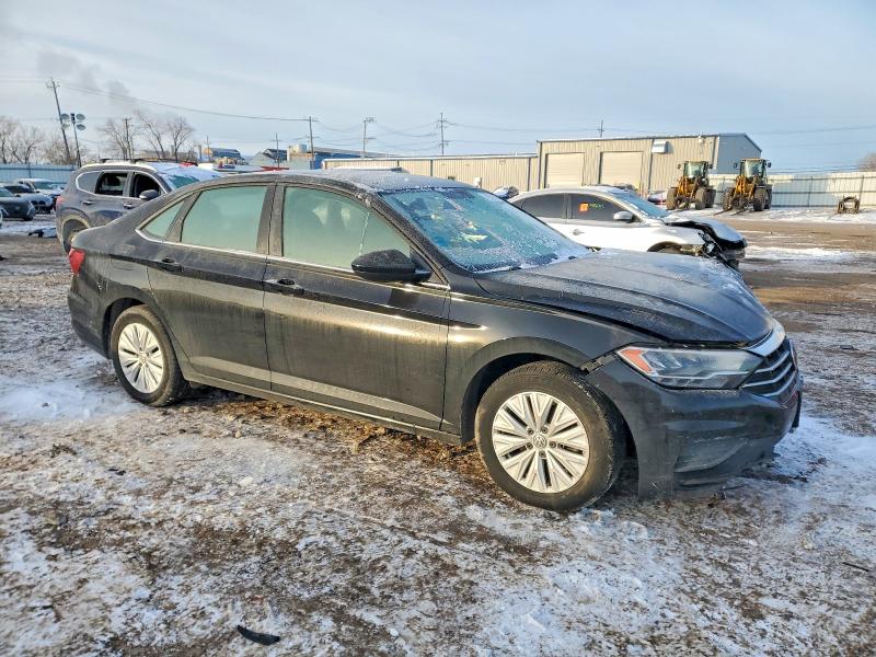 Photo 4 from auction – 2019 VOLKSWAGEN JETTA with VIN 3VWC57BUXKM090455