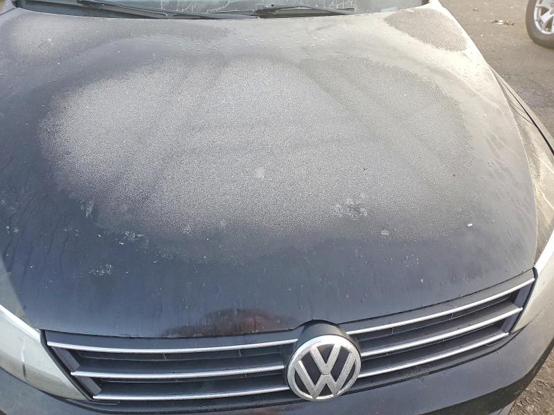Photo 11 from auction – 2015 VOLKSWAGEN JETTA with VIN 3VWD07AJ9FM232097