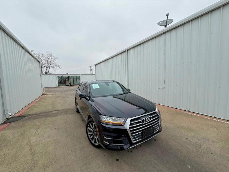 AUDI Q7 PREMIUM 2019 with VIN WA1LHAF72KD044586 - Photo from auction