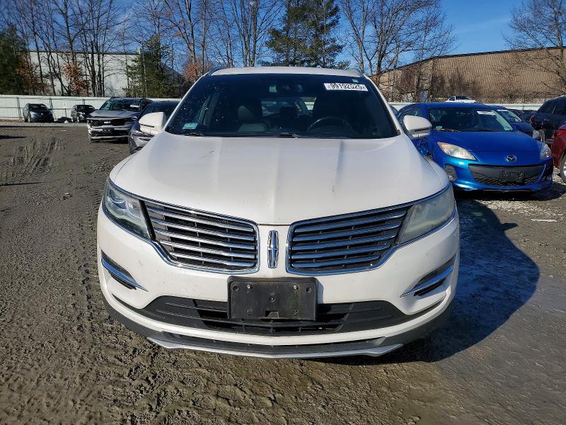Photo 5 from auction – 2015 LINCOLN MKC with VIN 5LMCJ2A93FUJ29850