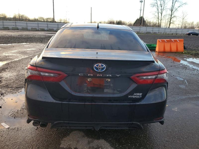 Photo 6 from auction – 2021 TOYOTA CAMRY with VIN 4T1K31AK2MU031184