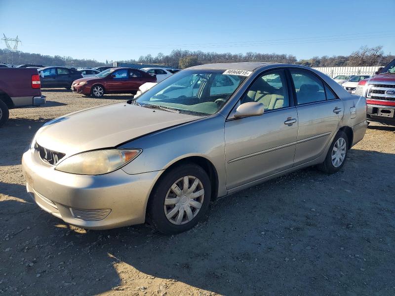 TOYOTA CAMRY 2006 with VIN 4T1BE32K56U141573 - Photo from auction