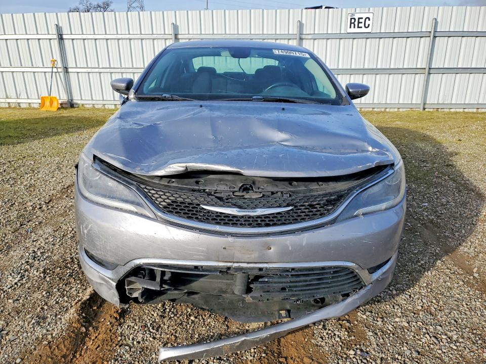 Photo 5 from auction – 2015 CHRYSLER 200 LIMITE with VIN 1C3CCCAB5FN702935