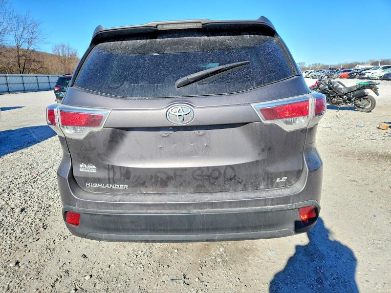 Photo 6 from auction – 2015 TOYOTA HIGHLANDER with VIN 5TDZKRFH1FS048342