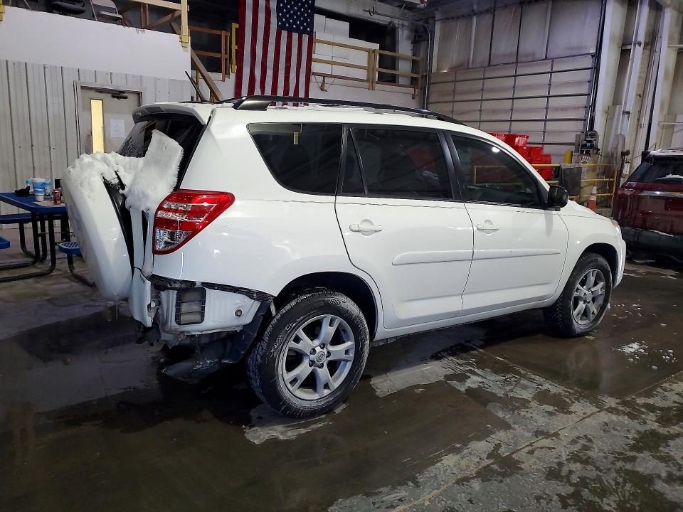 Photo 3 from auction – 2012 TOYOTA RAV4 with VIN 2T3ZF4DV3CW137260