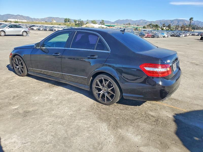Photo 2 from auction – 2011 MERCEDES-BENZ E 350 with VIN WDDHF5GB7BA367812