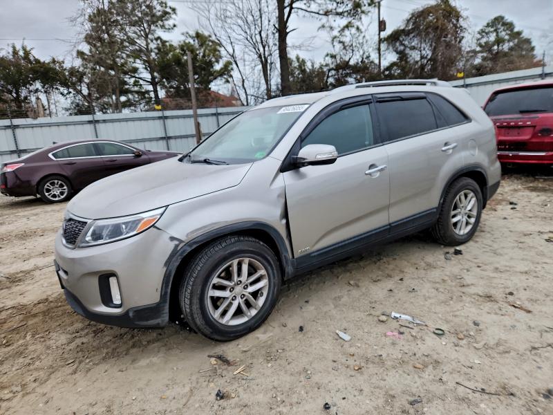 Photo 1 from auction – 2014 KIA SORENTO LX with VIN 5XYKTCA61EG541273
