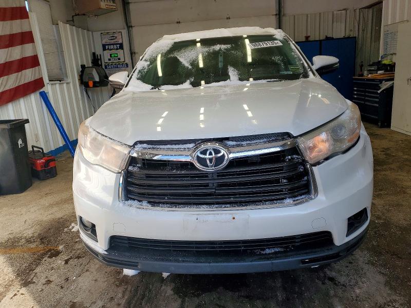 Photo 5 from auction – 2014 TOYOTA HIGHLANDER with VIN 5TDJKRFH3ES015788