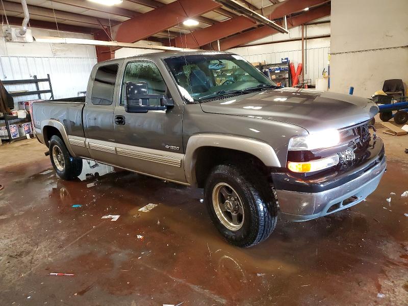 Photo 4 from auction – 2001 CHEVROLET SILVERADO with VIN 2GCEK19T011358997