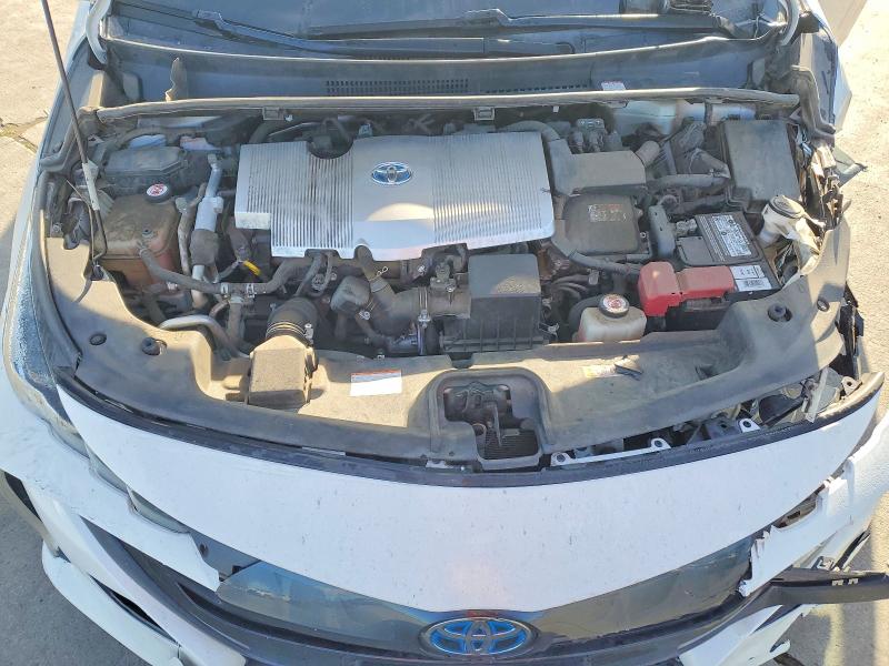 Photo 11 from auction – 2018 TOYOTA PRIUS PRIM with VIN JTDKARFP9J3098136