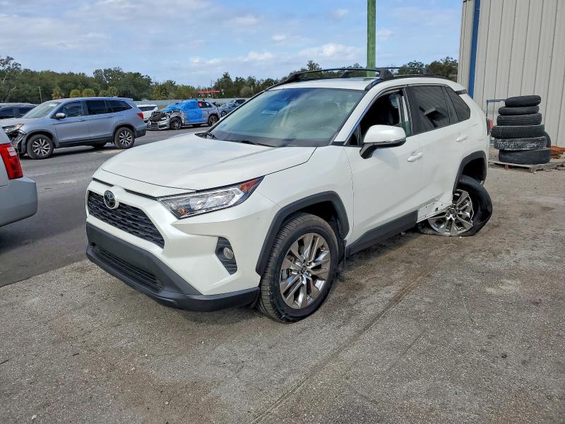 TOYOTA RAV4 XLE P 2021 with VIN 2T3C1RFV6MW125961 - Photo from auction