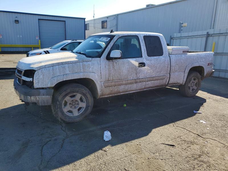 Photo 1 from auction – 2006 CHEVROLET SILVERADO with VIN 1GCEK19BX6Z173376