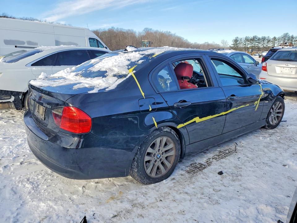 Photo 3 from auction – 2007 BMW 328 I with VIN WBAVA33587KX75962