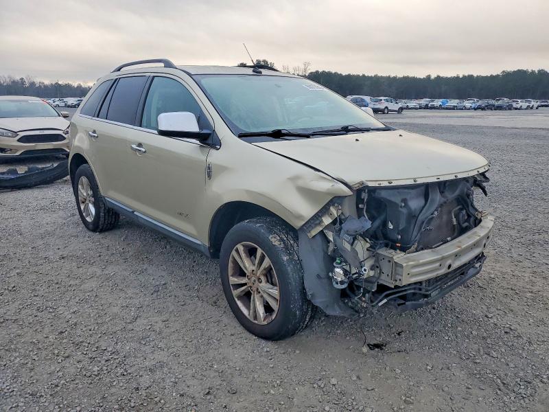 Photo 4 from auction – 2010 LINCOLN MKX with VIN 2LMDJ8JC3ABJ18842