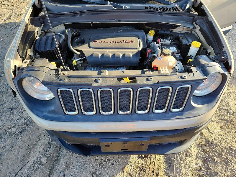 Photo 12 from auction – 2015 JEEP RENEGADE L with VIN ZACCJBBT5FPC11288