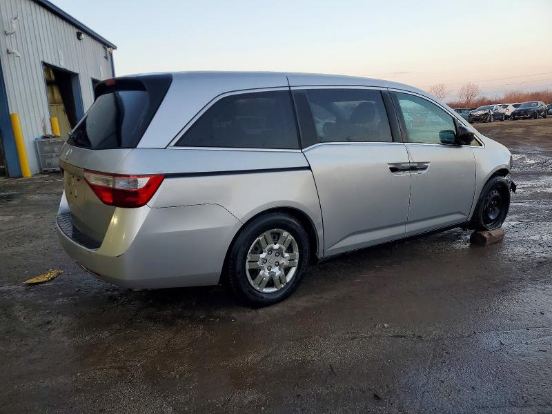 Photo 3 from auction – 2013 HONDA ODYSSEY with VIN 5FNRL5H20DB083227