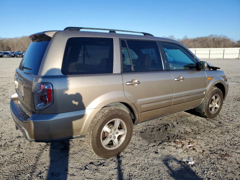 Photo 3 from auction – 2006 HONDA PILOT with VIN 5FNYF28526B005384
