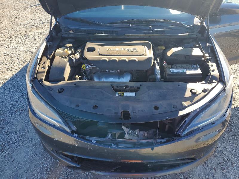 Photo 11 from auction – 2015 CHRYSLER 200 S with VIN 1C3CCCBB0FN709922