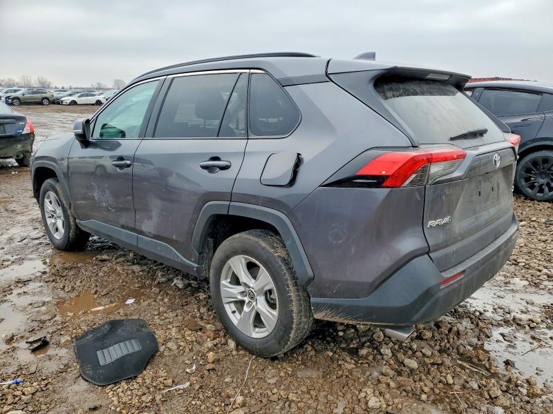 Photo 2 from auction – 2021 TOYOTA RAV4 with VIN 2T3W1RFV8MW161342