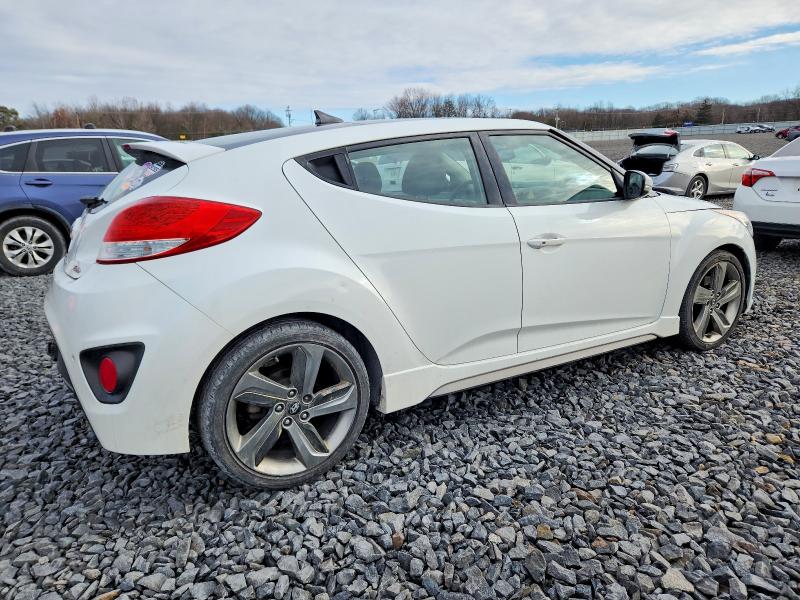 Photo 3 from auction – 2013 HYUNDAI VELOSTER T with VIN KMHTC6AE3DU181199