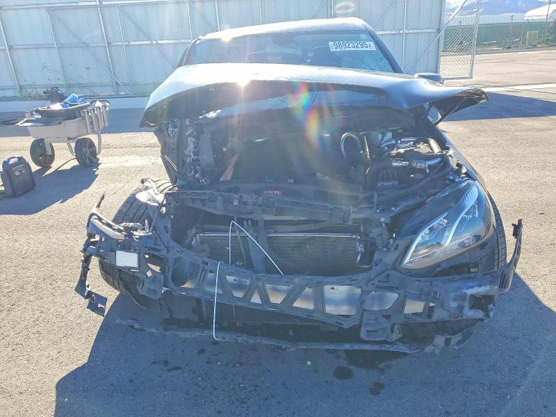 Photo 5 from auction – 2014 MERCEDES-BENZ E with VIN WDDHF5KB4EA891429