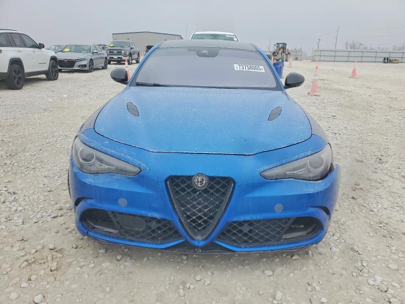 Photo 5 from auction – 2018 ALFA ROMEO GIULIA with VIN ZARFAEAV2J7586536