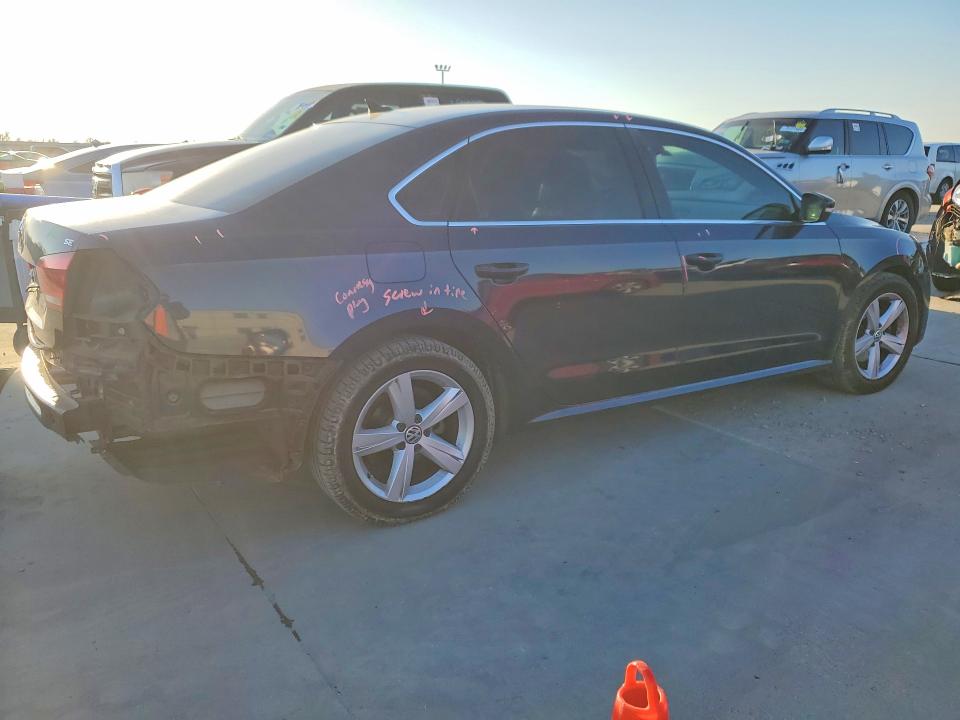 Photo 3 from auction – 2013 VOLKSWAGEN PASSAT SE with VIN 1VWBH7A36DC127243